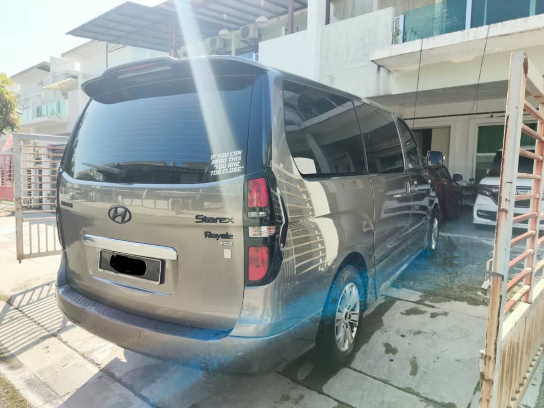 Kereta Sewa Hyundai Starex 11 Seater